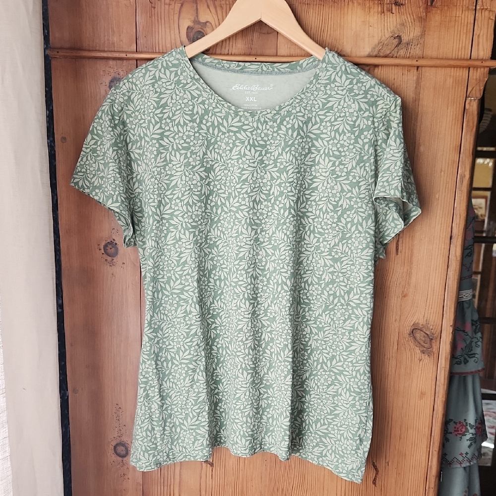 Eddie Bauer Sage Leaf Pattern Women's Tee